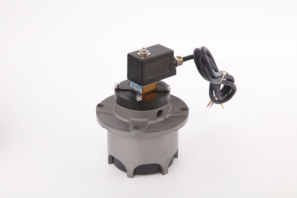 Kolbimpulsi solenoidventiili eelised